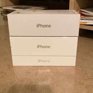 Selling three iphones brand new iphone 8 and two SE’s